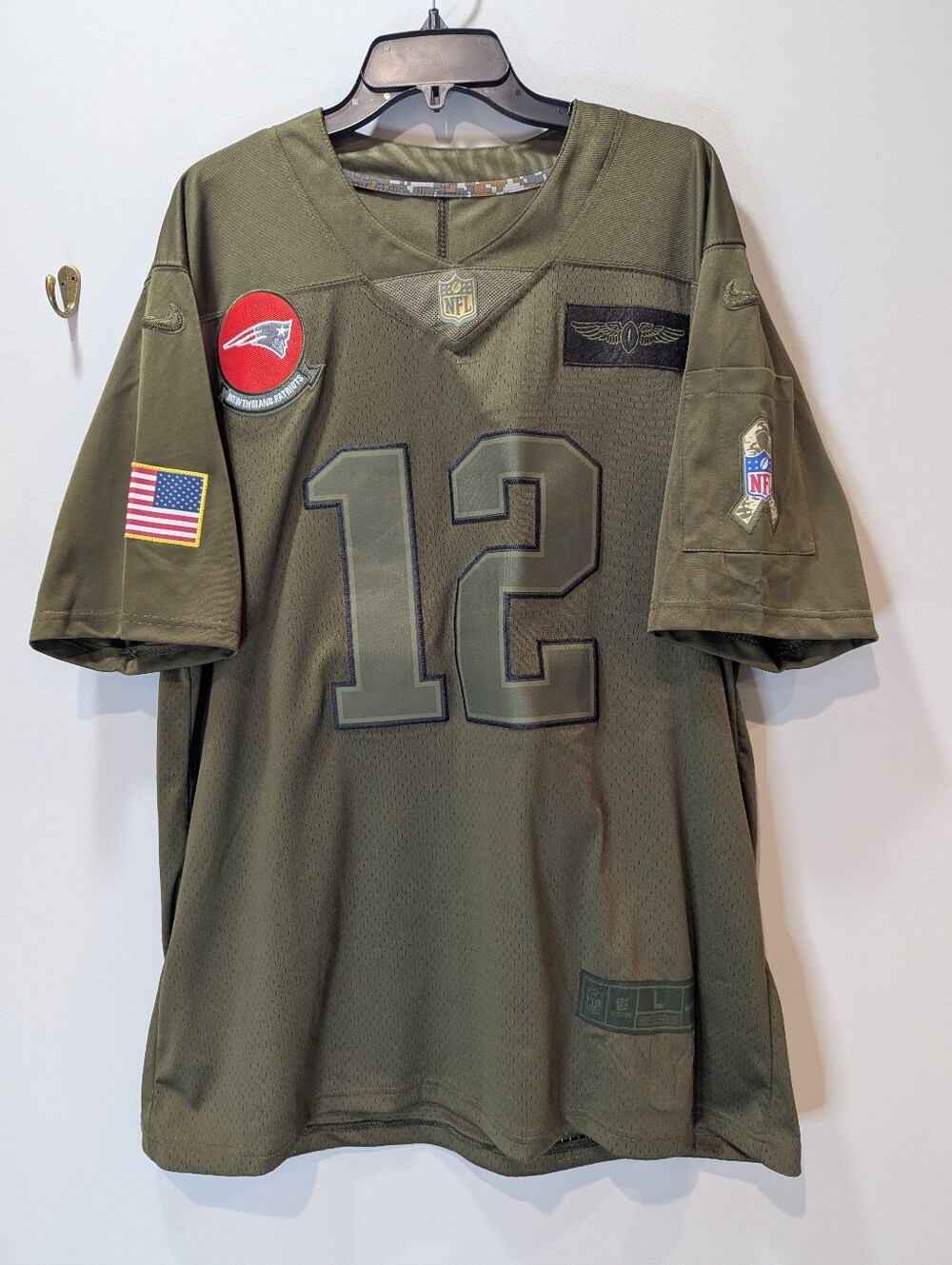 Nike NFL New England Patriots Tom Brady Salute To Service On Field Jersey Size L